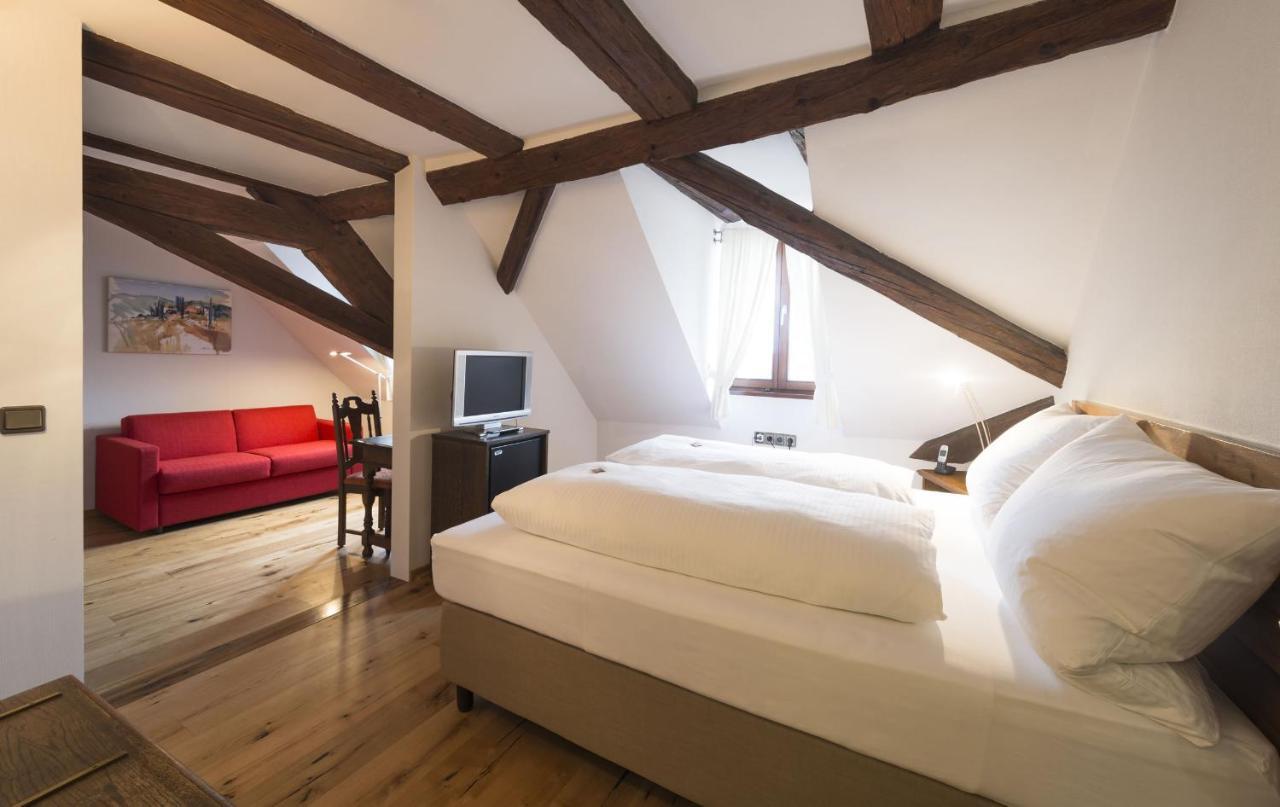 Hotel Ochsen Post Tiefenbronn Bagian luar foto