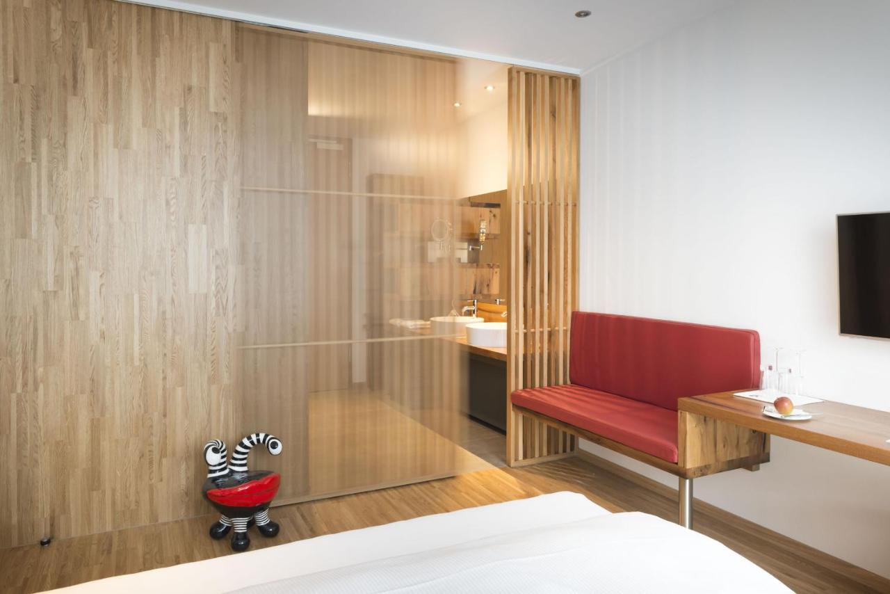 Hotel Ochsen Post Tiefenbronn Bagian luar foto